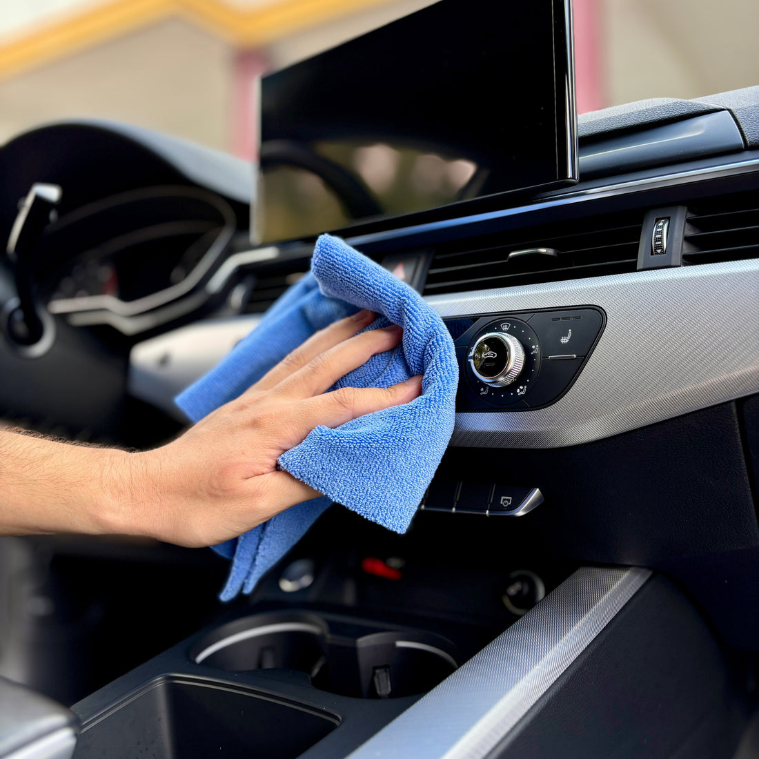 Beneficios de Usar Toallas de Microfibra para Limpiar el Coche - Tienda Detailing