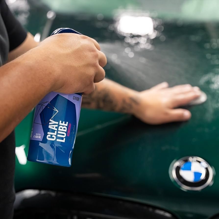Todo lo que Necesitas Saber sobre Clay Bar: ¿Por Qué Usar Lubricante y Ventajas del Clay Mitt? - Tienda Detailing