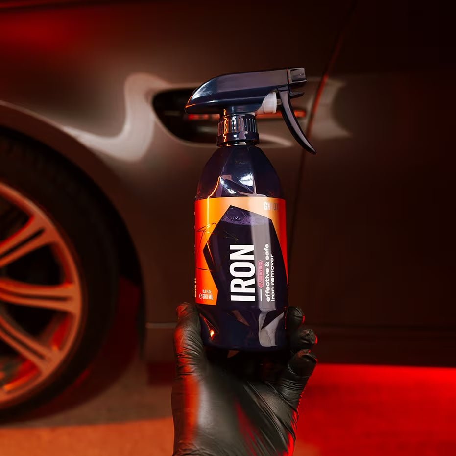 DESCONTAMINACIÓN DE LA PINTURA DEL COCHE