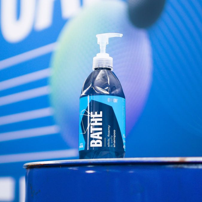 Gyeon Q²M Bathe | Champú para coches pH neutro